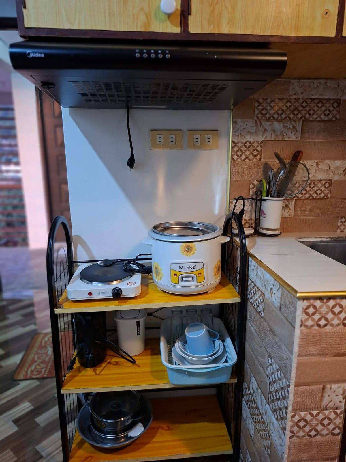 🌟 Affordable studio living with balcony—perfect for city dwellers! - photo 2