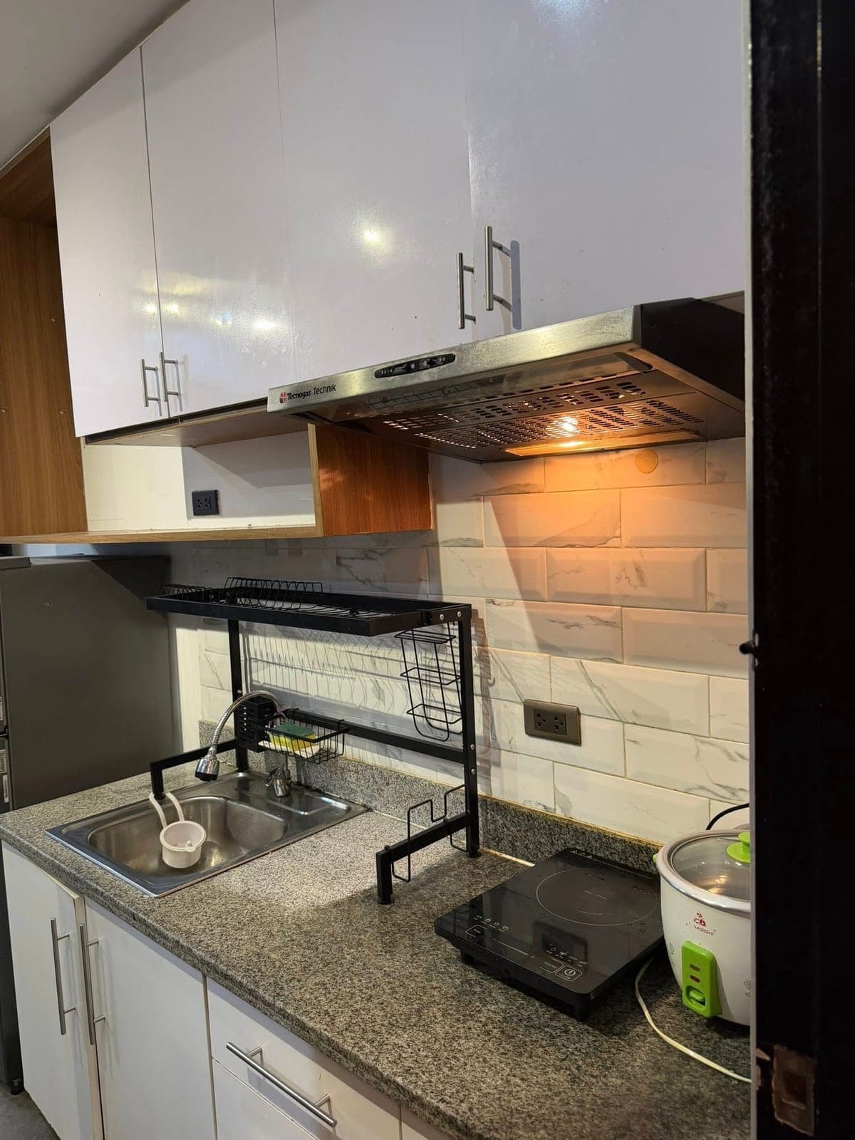 📍 CUBAO QC: 1BR CONDO FOR RENT (FULLY FURNISHED) - photo 1