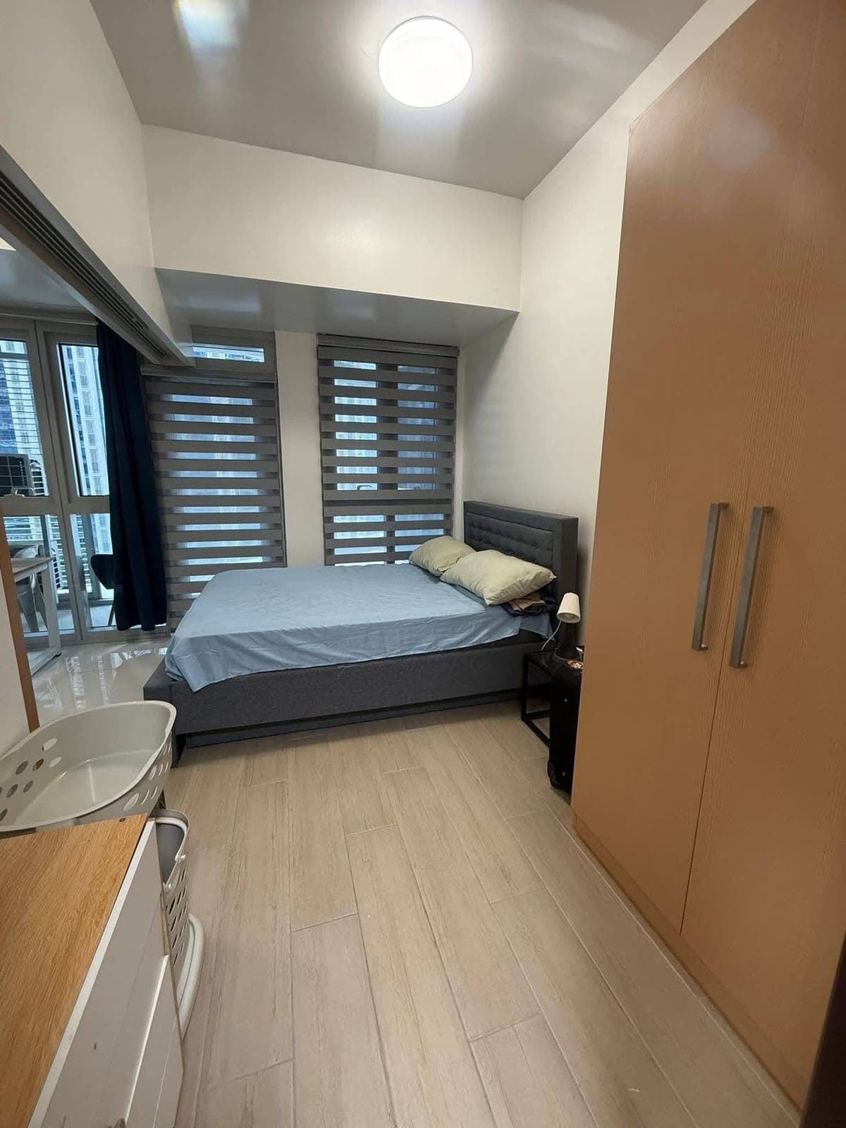 For rent in Uptown park suits - photo 4