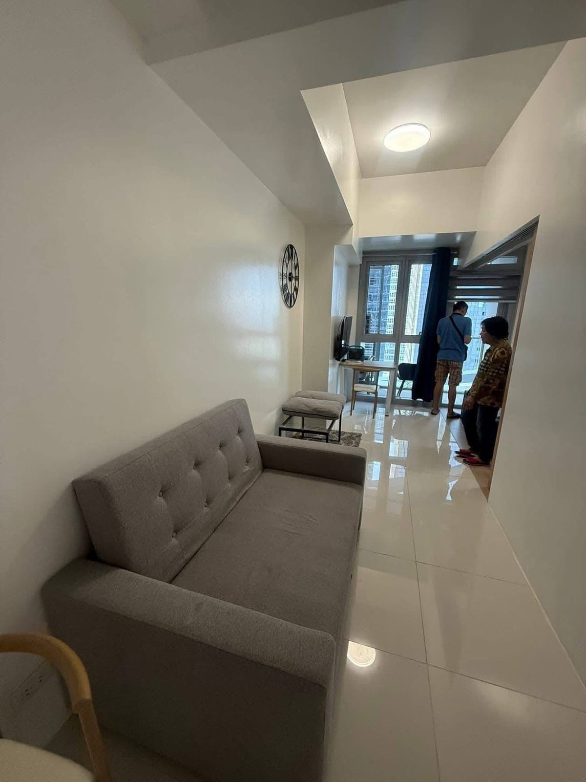 For rent in Uptown park suits - photo 8