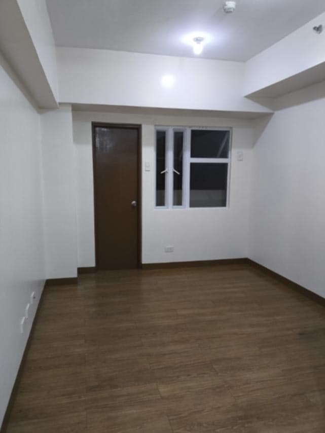 STRICTLY POST DATED CHEQUES ONLY AS A MODE OF PAYMENT - photo 1