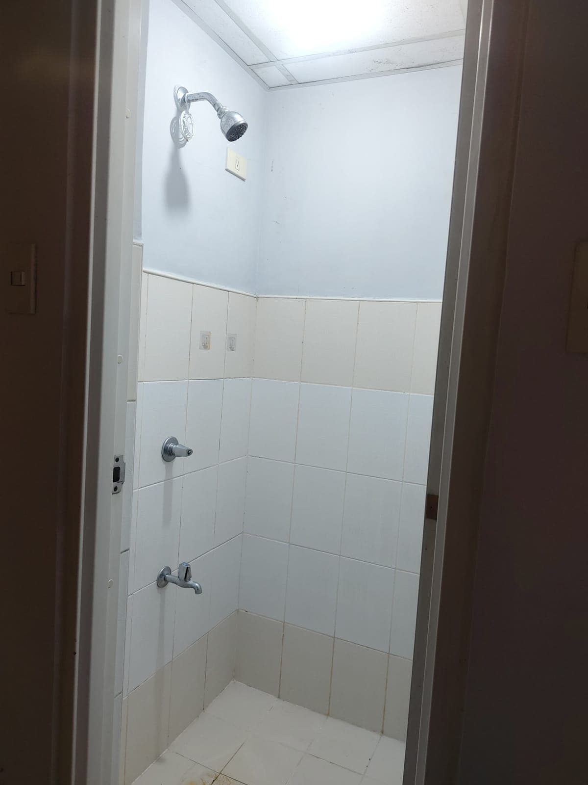 1 SMALL PET ALLOWED - photo 4