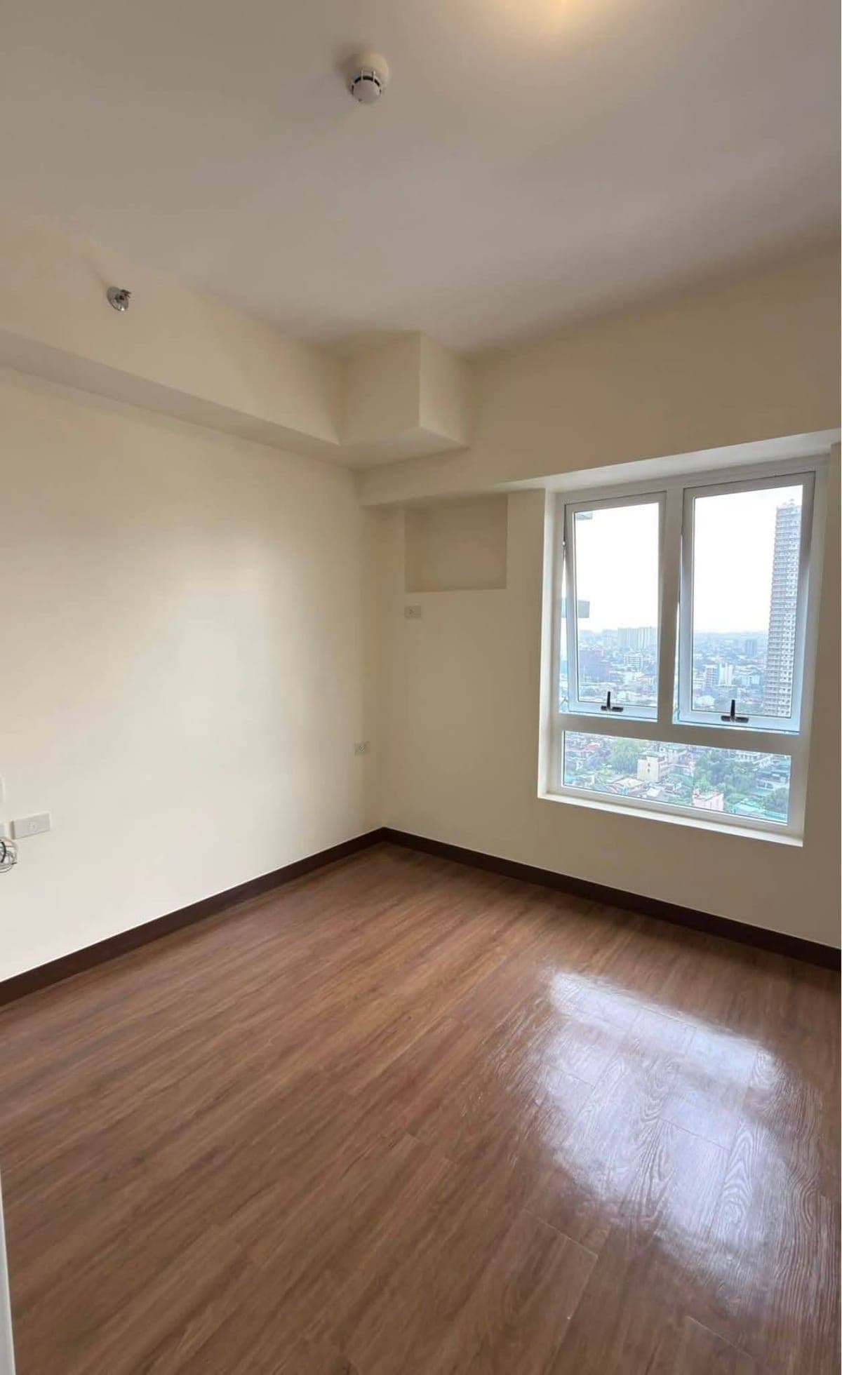 Rush Condo for Rent (Pet friendly) - photo 5