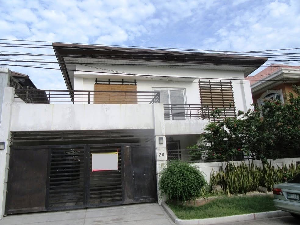 Modern Designed 2-Storey 2 Storey House for Rent in Tahanan Village Paranaque City P85,000 per month - photo 2