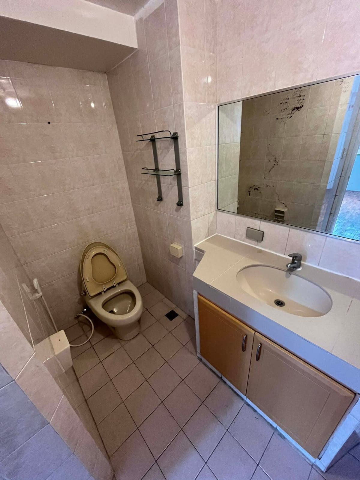 For Rent Valencia Hills Tower C - photo 3