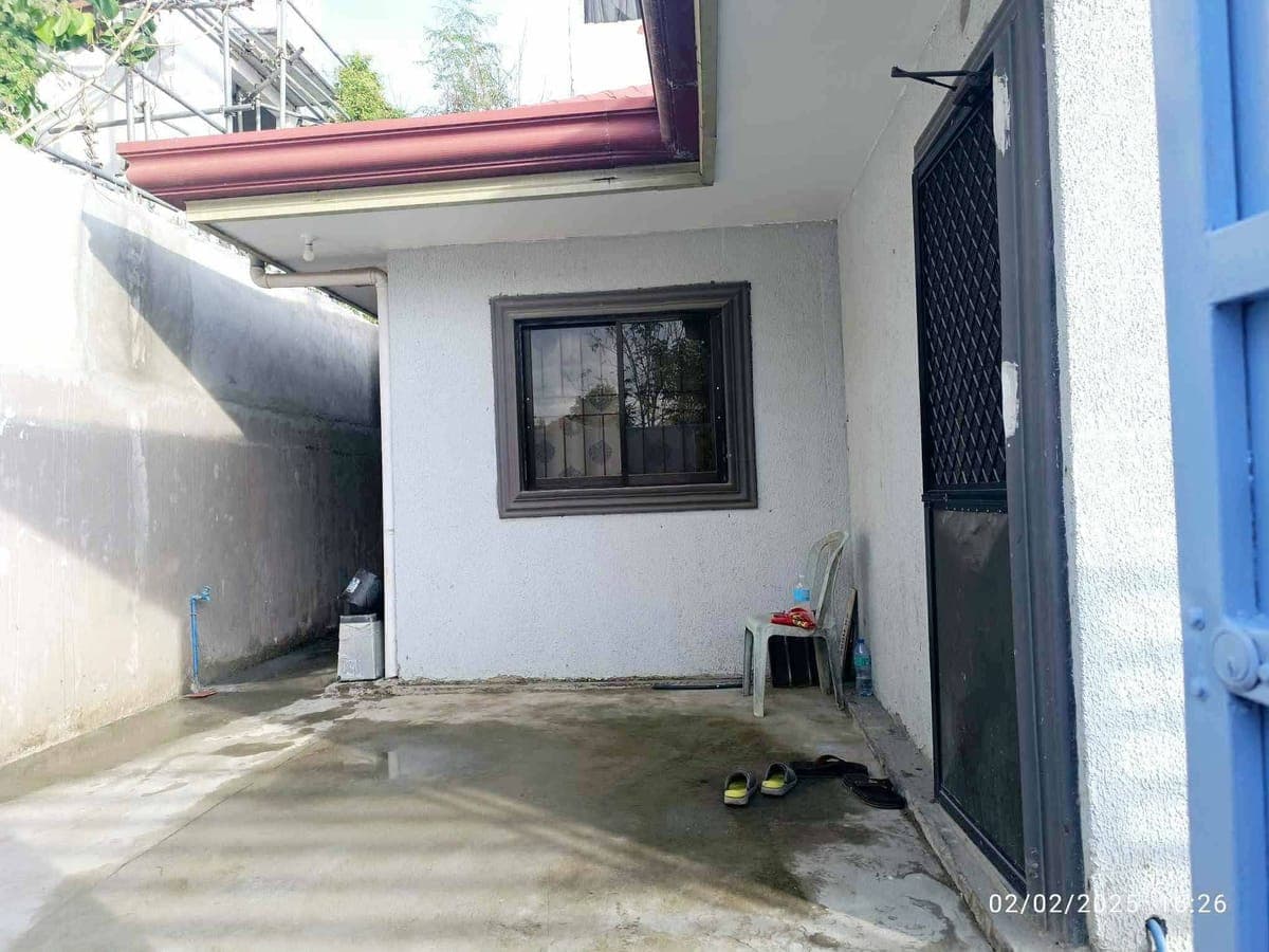 🏡For Rent: Semi- Furnished House - photo 2