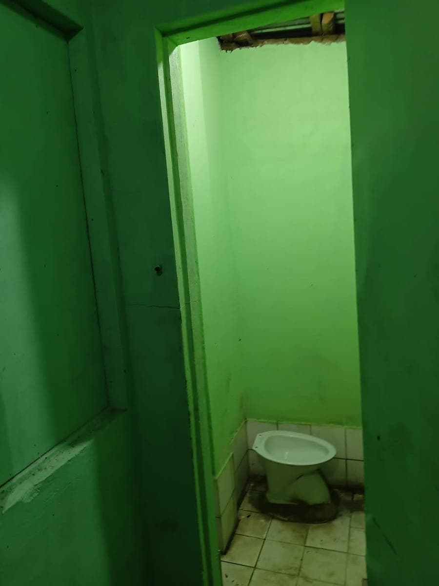 House for Rent - Big Living room space and 2 rooms with CR already - photo 3