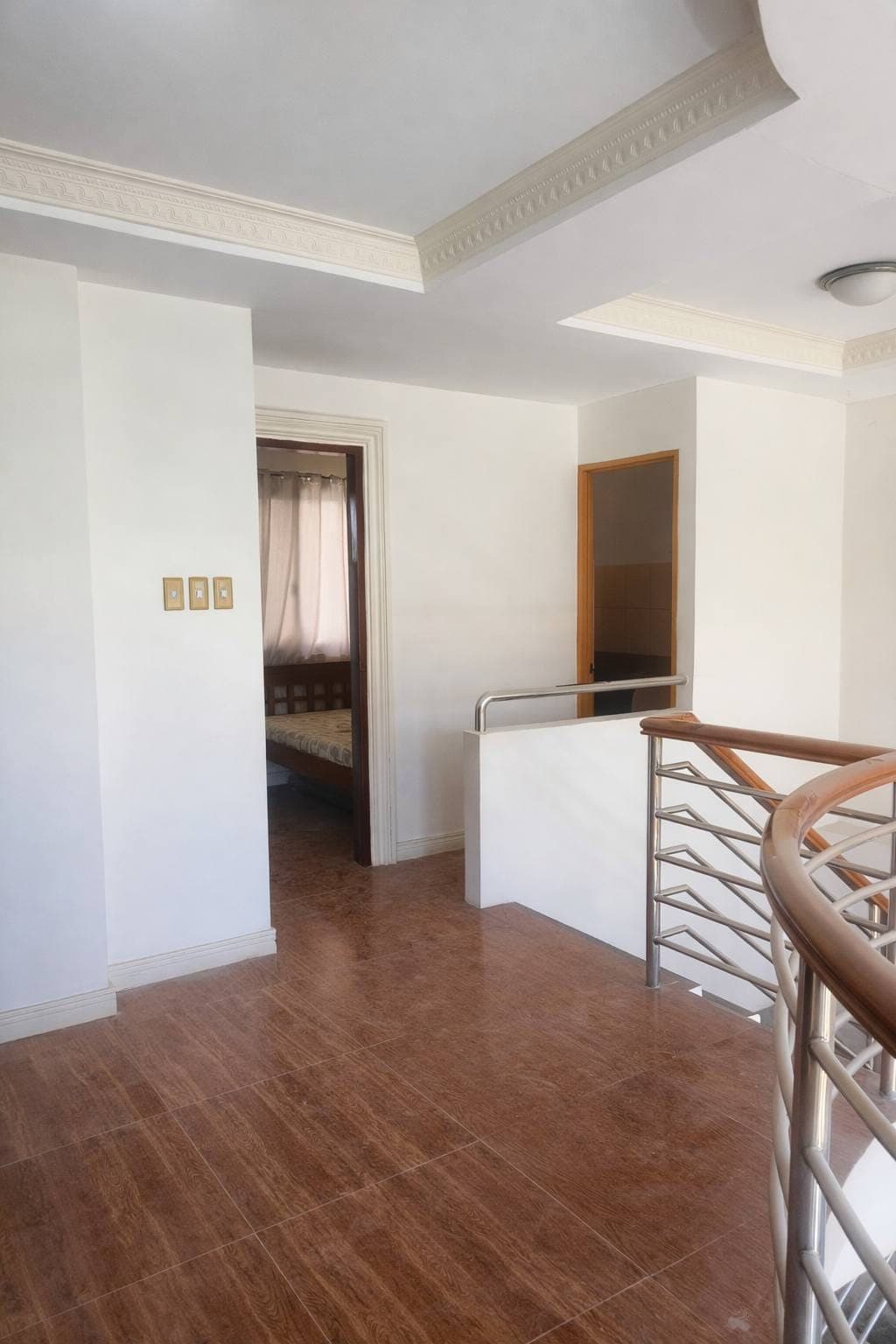 🏡 𝐅𝐎𝐑 𝐑𝐄𝐍𝐓 | 𝐒𝐞𝐦𝐢-𝐅𝐮𝐫𝐧𝐢𝐬𝐡𝐞𝐝 𝟐-𝐒𝐭𝐨𝐫𝐞𝐲 𝐇𝐨𝐮𝐬𝐞 𝐚𝐭 𝐇𝐢𝐥𝐥𝐬𝐛𝐨𝐫𝐨𝐮𝐠𝐡 𝐏𝐨𝐢𝐧𝐭𝐞 - photo 3