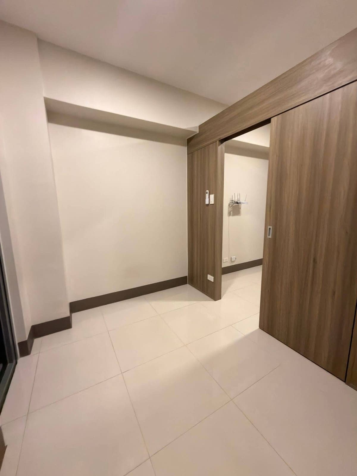 FOR RENT SEMI FURNISHED UNIT‼️ - photo 11