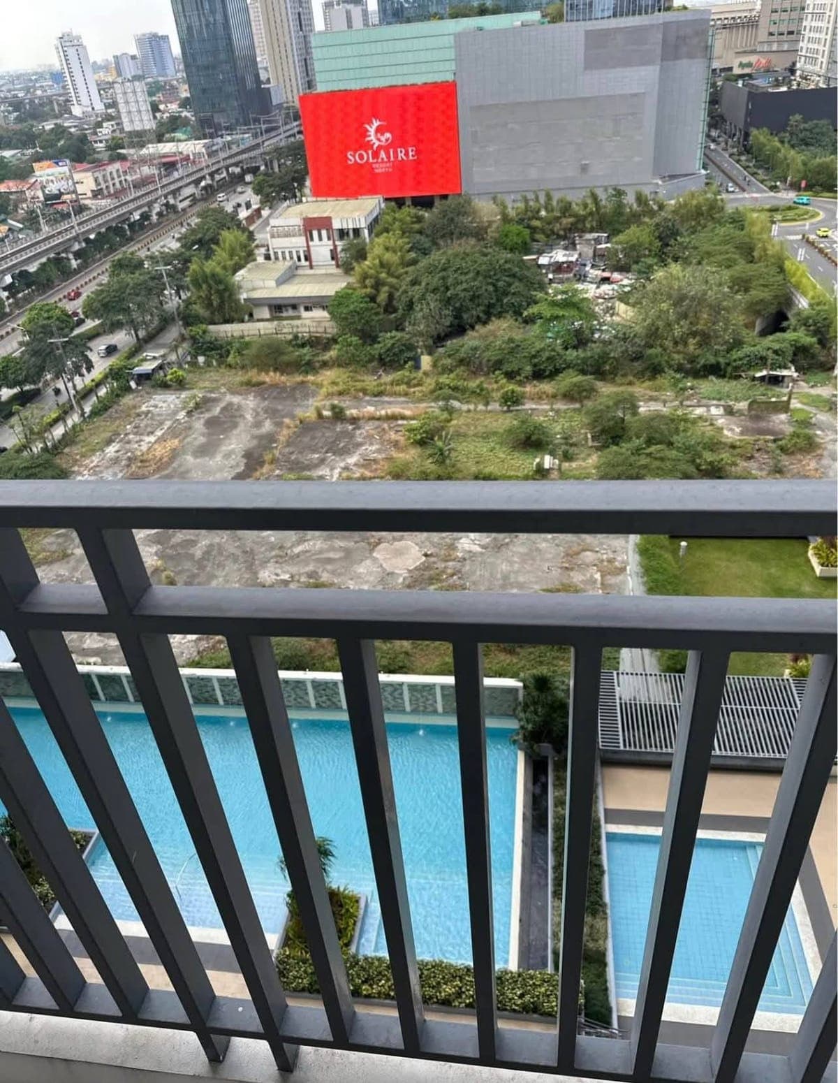 Rush Condo Fo Rent 2BR with Balcony for Rent – Avida Towers Sola - photo 4
