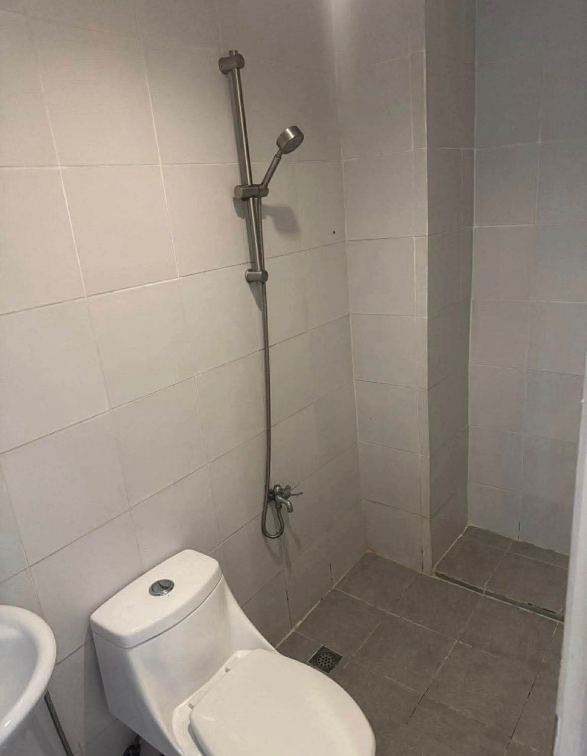 FOR RENT: ₱17,000 monthly - Exclusive condo dues - photo 3