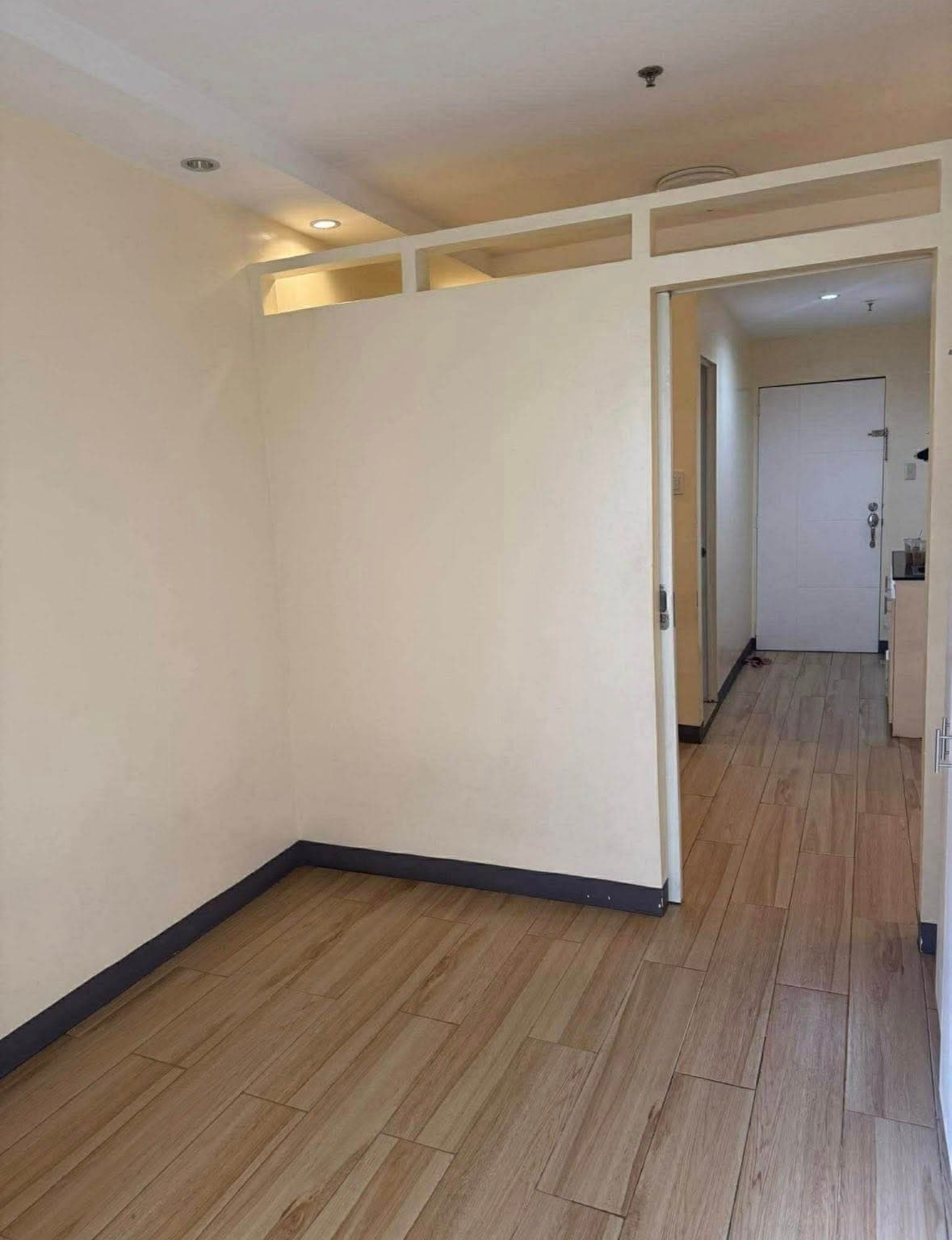 FOR RENT: ₱17,000 monthly - Exclusive condo dues - photo 8