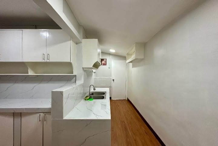 Newly Renovated Bungalow for Rent  in BF Homes  Paranaque City P 50,000 per month - photo 5