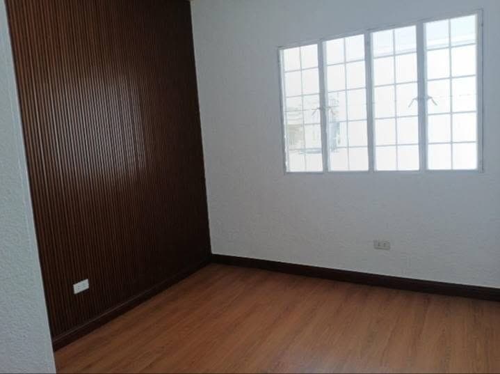 HOUSE FOR RENT/ SALE IN TAHANAN VILLAGE - photo 4