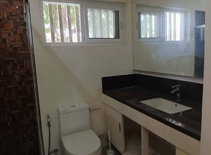 HOUSING FOR RENT IN TAHANAN VILLAGE - photo 3