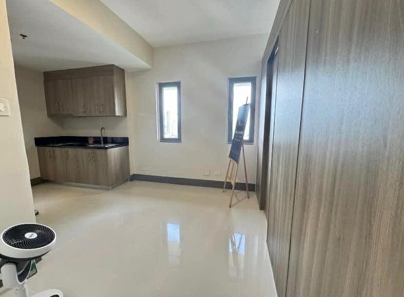 **FOR **RENT - photo 2