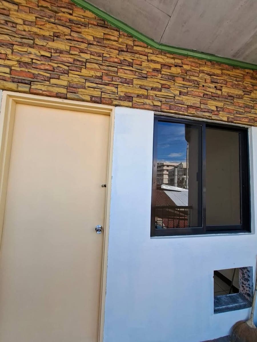 Studio type apartment for rent! - photo 3