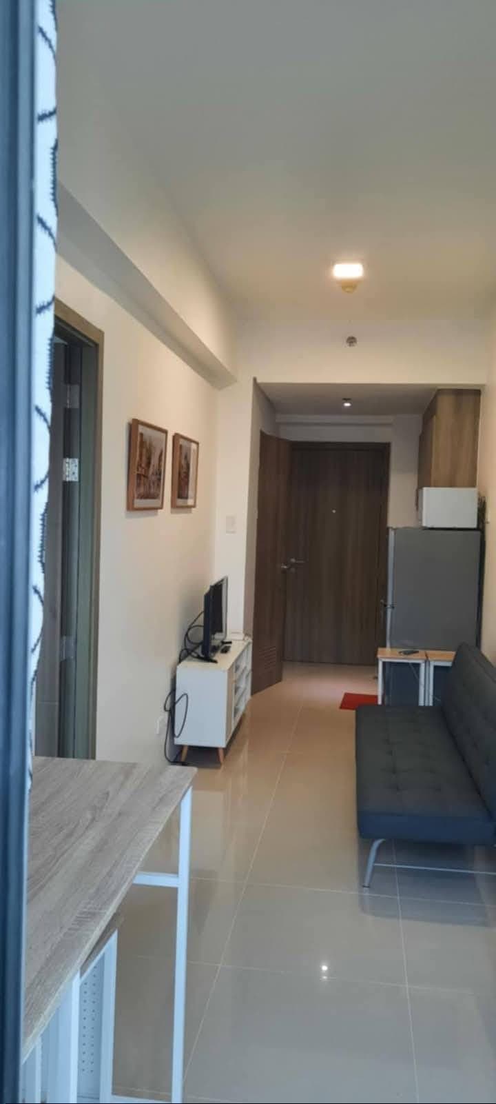 FOR RENT: ₱20,000 inclusive assoc dues - photo 8