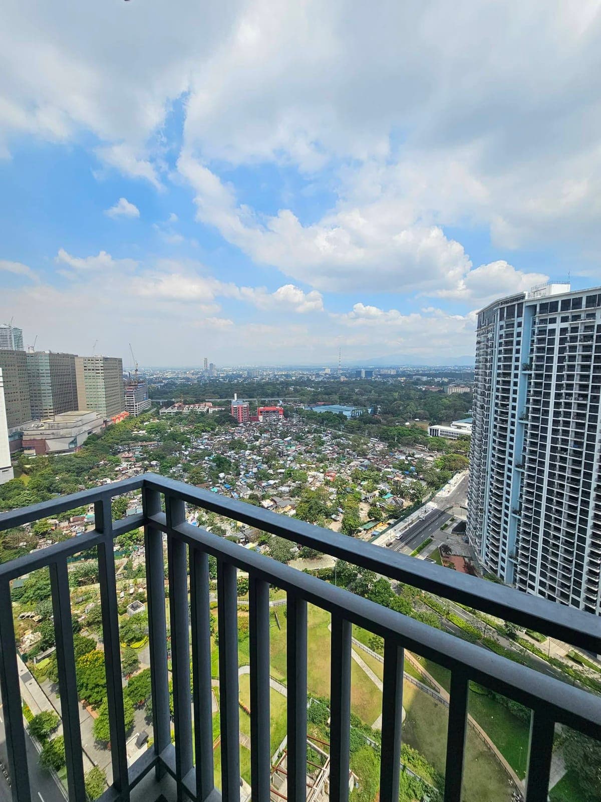 For Rent : Sola 2 Brandnew Studio bare unit with balcony - photo 1