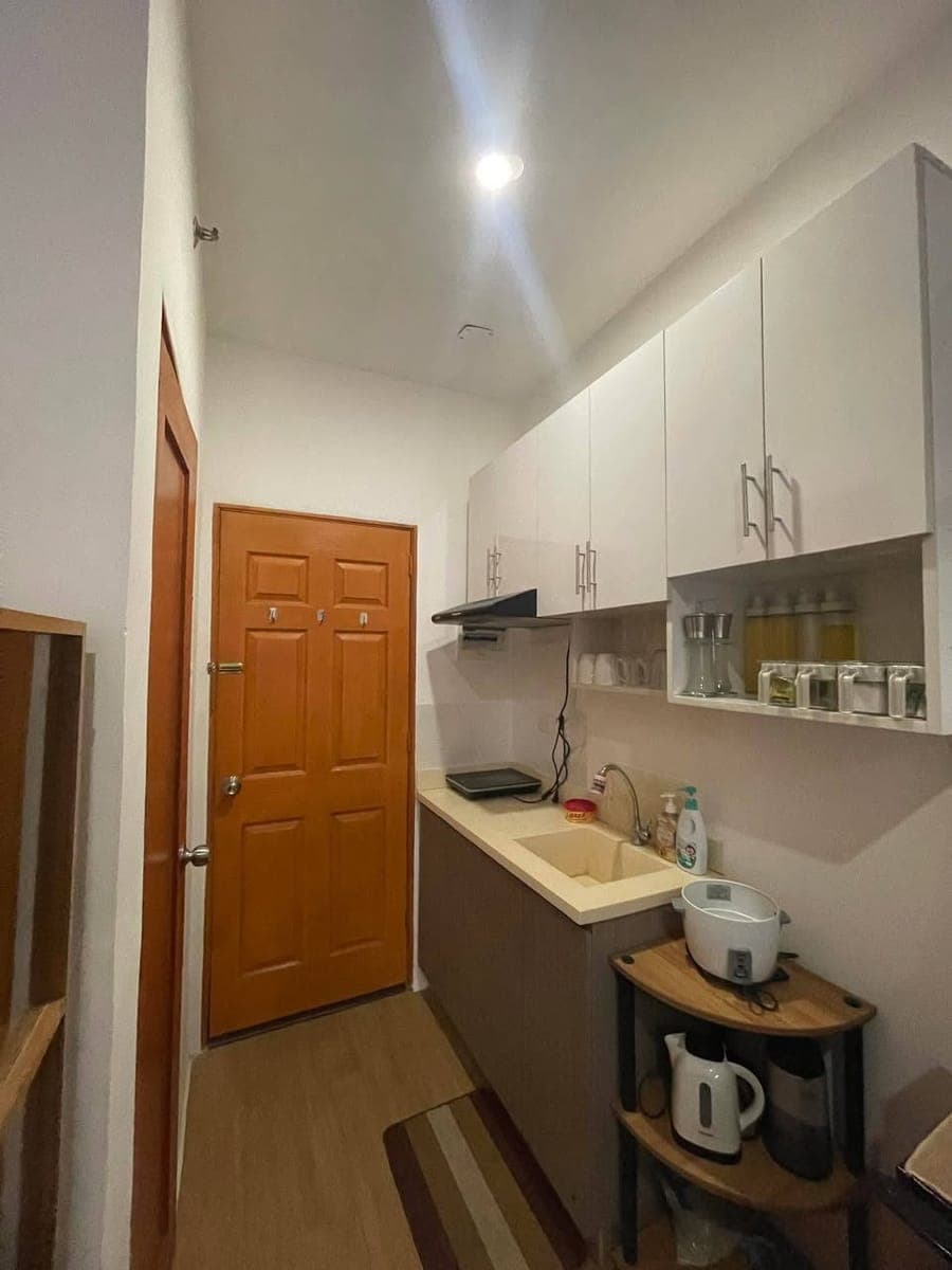 For rent at bayanihan flats for only 13k available for long term 1month advance 2mos deposit - photo 2