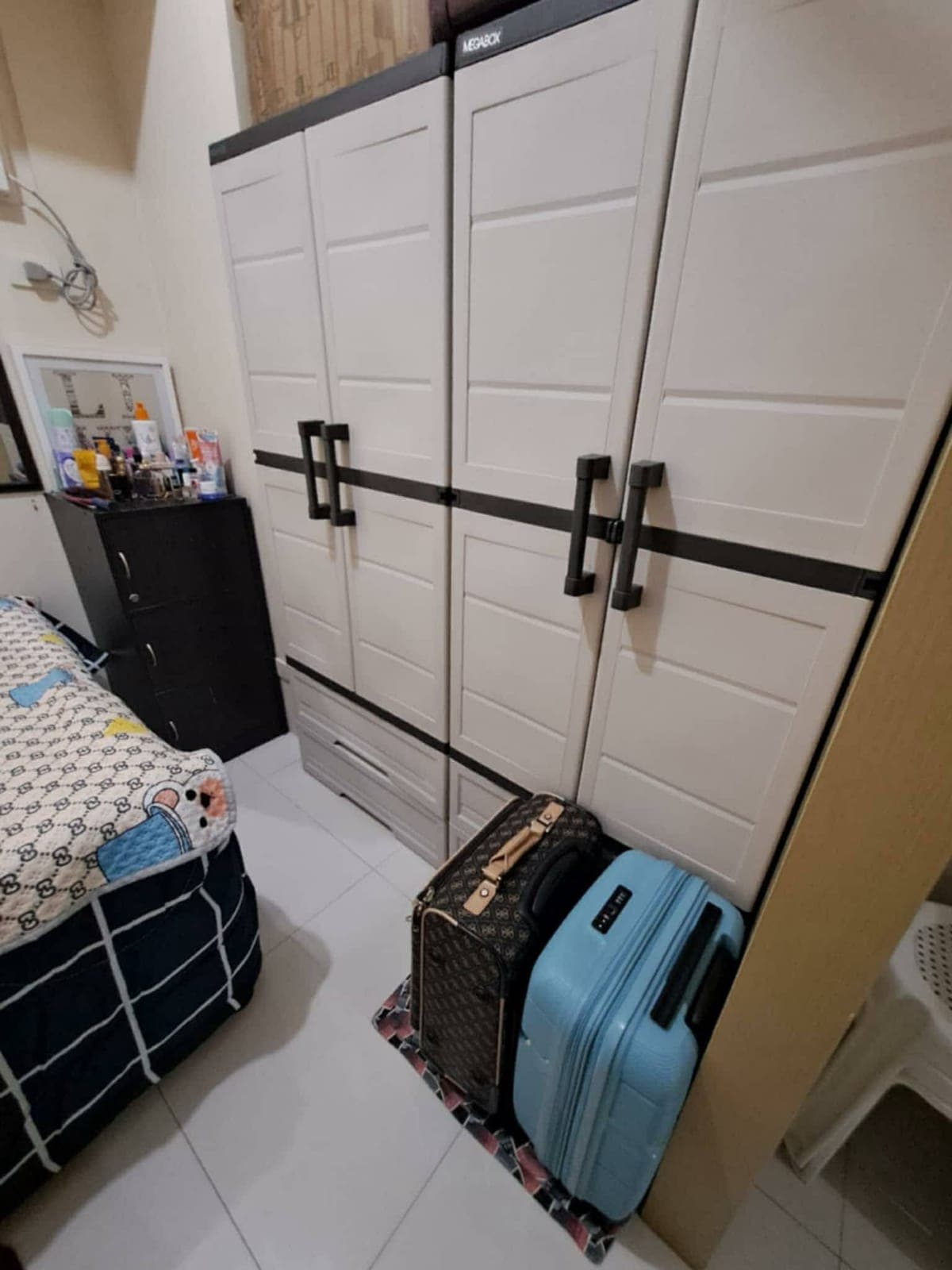 18K/ month 1 month adv 1 month dep - photo 1