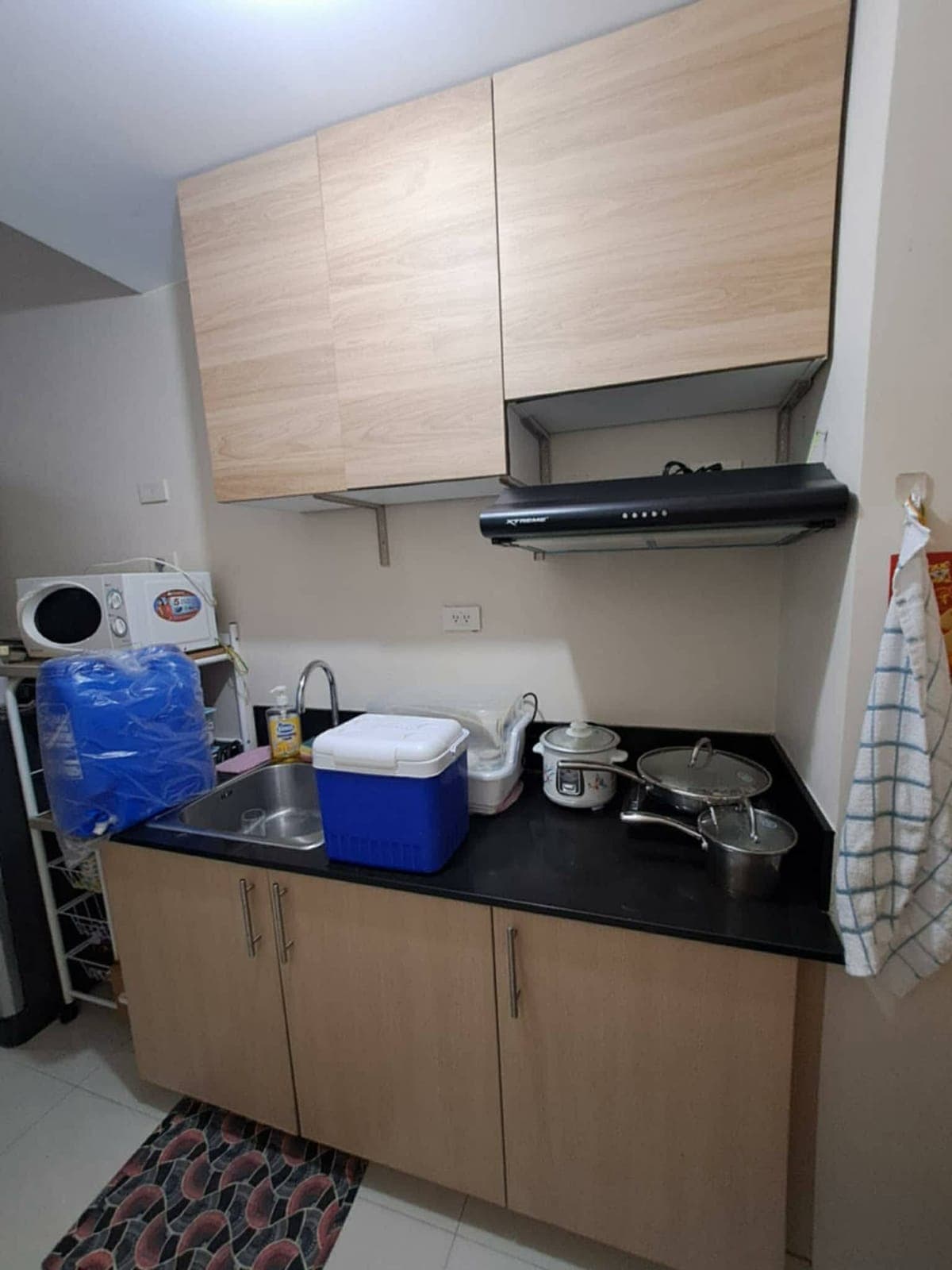 18K/ month 1 month adv 1 month dep - photo 2