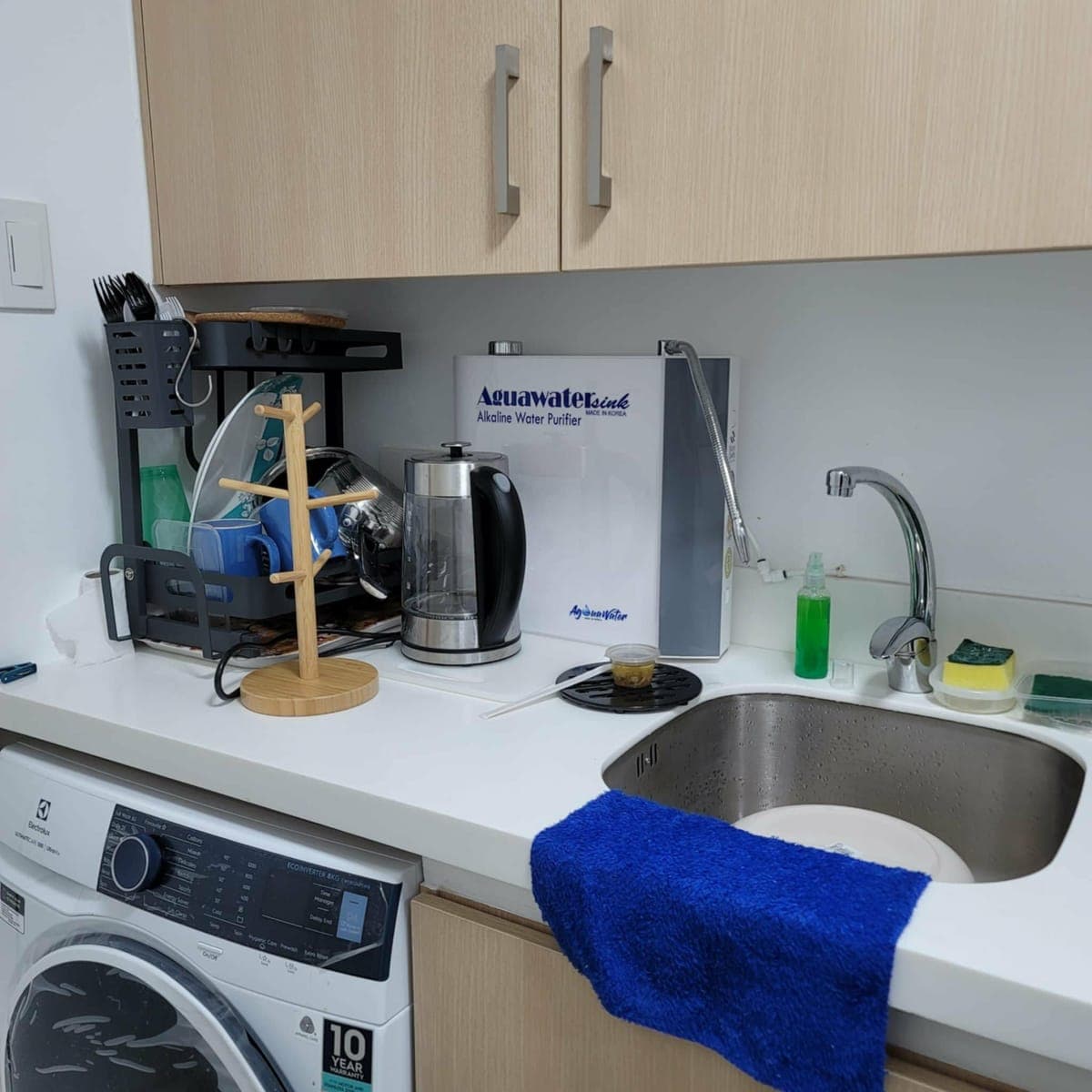 Complete and Well Furnished Studio Unit with balcony  for lease - photo 6