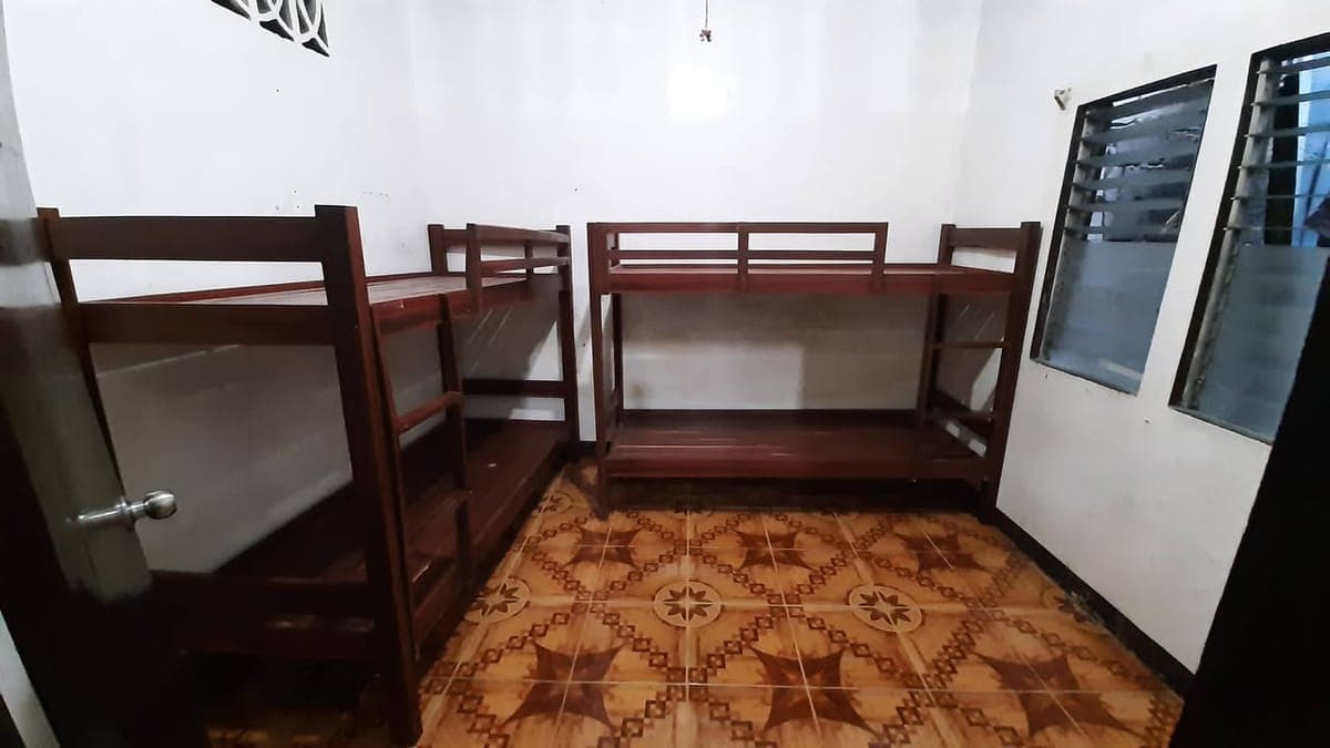 Bedspace available for LADIES! - photo 5