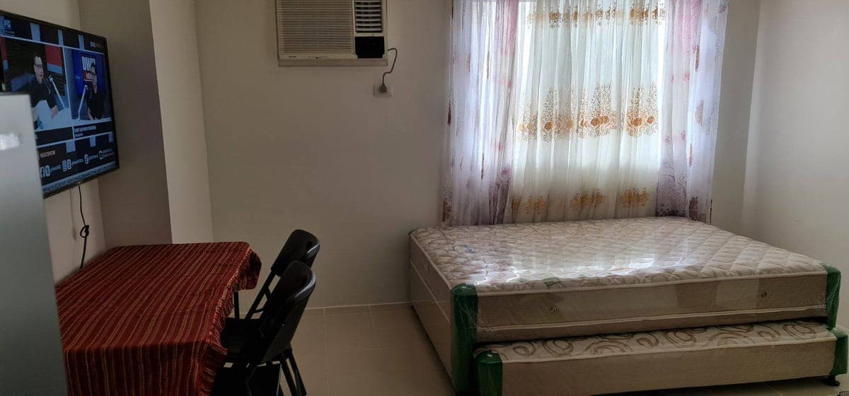 LOOKING FOR TENANT - photo 1