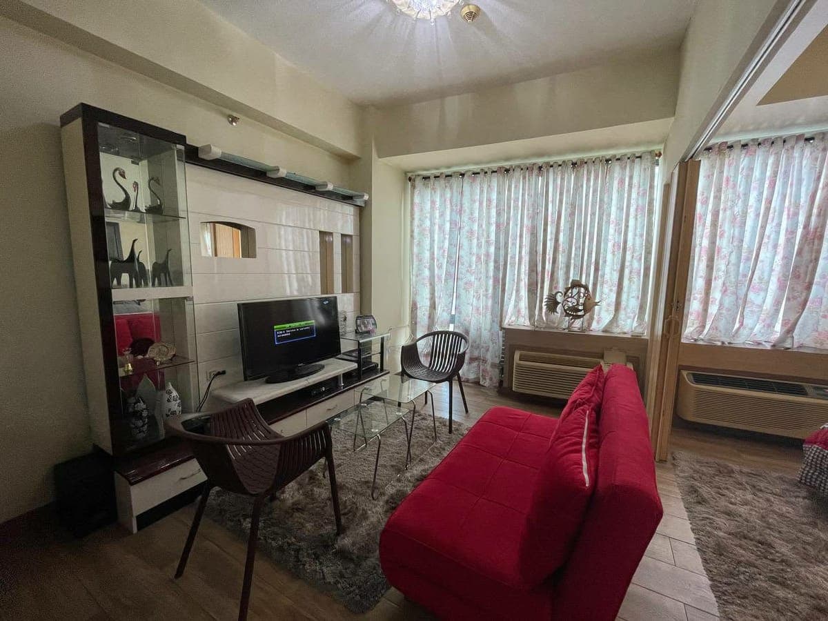 1BR Condo unit for rent - photo 3