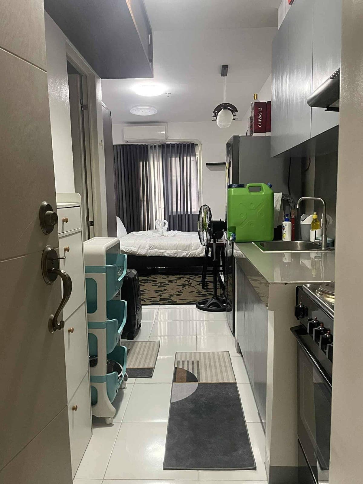 FOR RENT: ₱20,000/month. | Inclusive association dues - photo 5