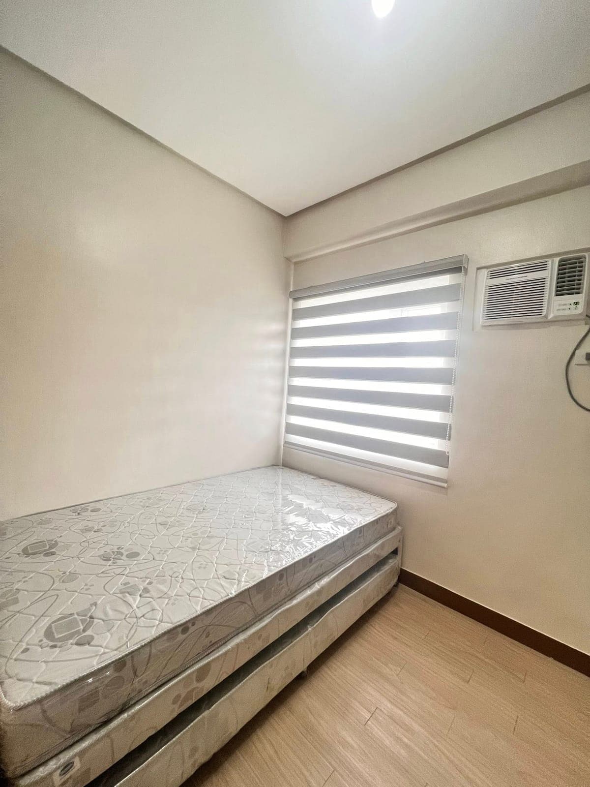 1BR semi furnished unit, for longterm lease‼️ - photo 6