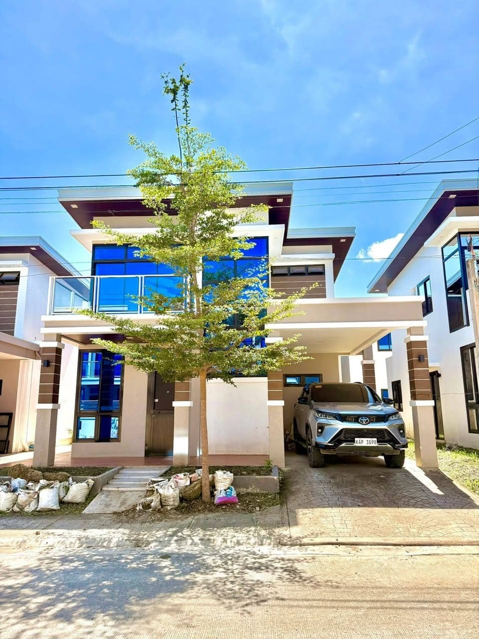 🏡 BRAND NEW HOUSE FOR RENT – XAVIER ESTATES UPTOWN - photo 1