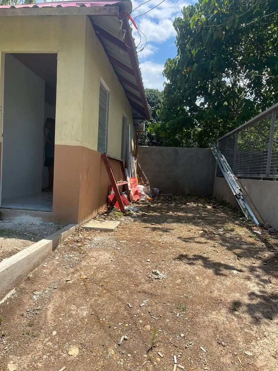 HOUSE FOR RENT - photo 2