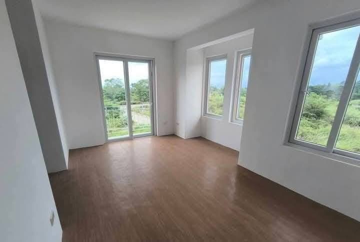 🏠 𝗙𝗢𝗥 𝗥𝗘𝗡𝗧:  4-BEDROOM HOUSE | UNFURNISHED - photo 2