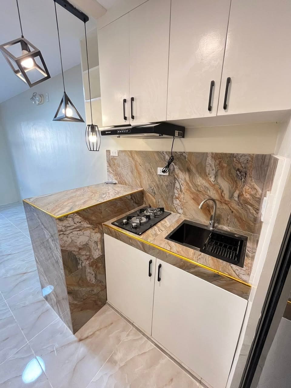 🌻TOWNHOUSE FOR RENT🌻 - photo 2