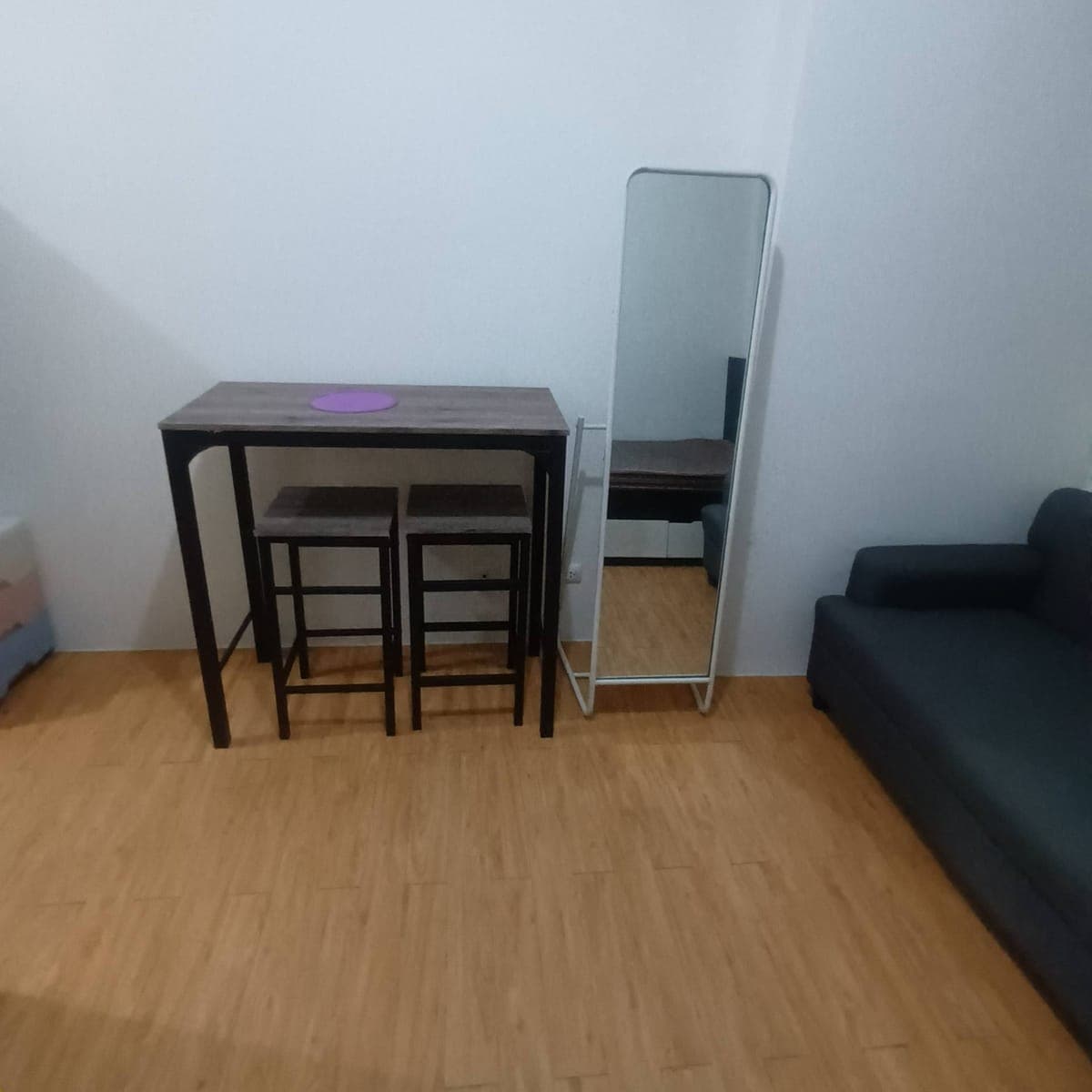 Studio unit for rent - photo 6