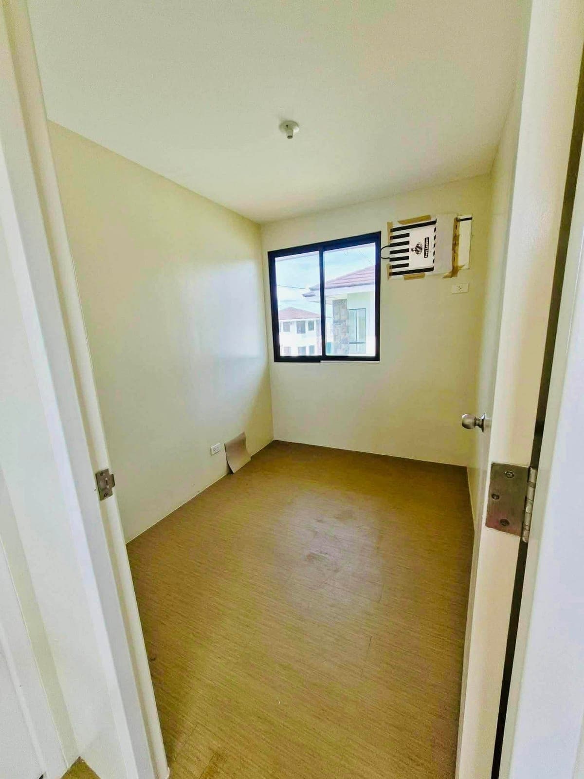 HOUSE FOR RENT IN VERMOSA IMUS NEAR DE LA SALLE ZOBEL SCHOOL - photo 18