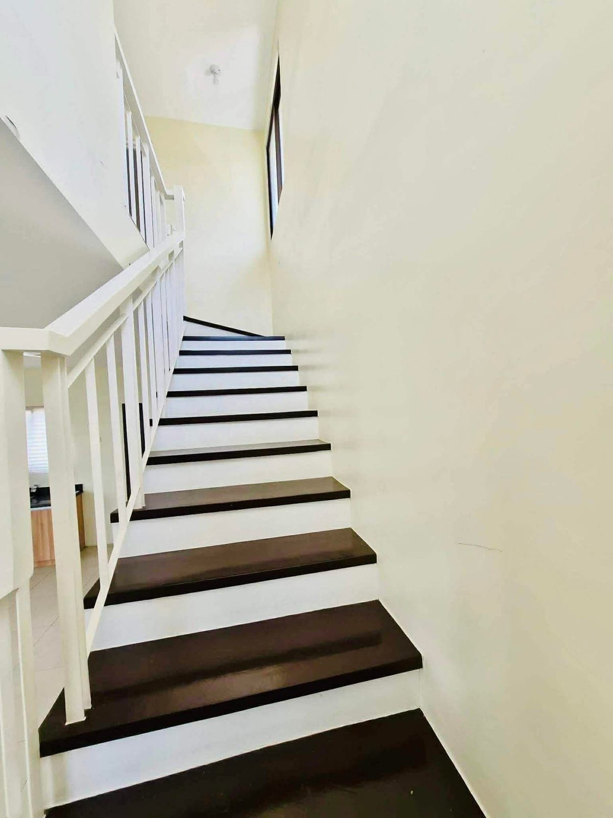 HOUSE FOR RENT IN VERMOSA IMUS NEAR DE LA SALLE ZOBEL SCHOOL - photo 21