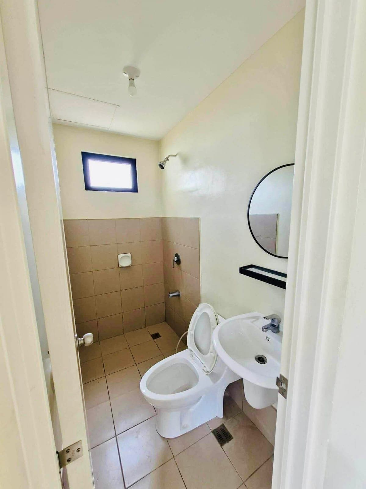 HOUSE FOR RENT IN VERMOSA IMUS NEAR DE LA SALLE ZOBEL SCHOOL - photo 23