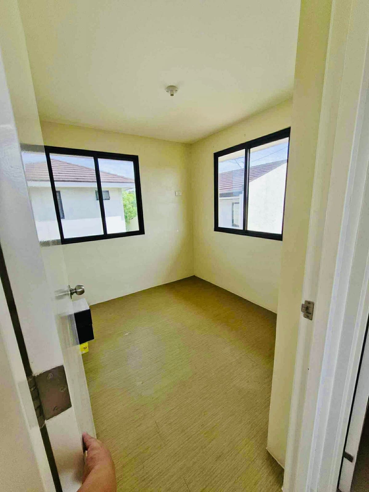 HOUSE FOR RENT IN VERMOSA IMUS NEAR DE LA SALLE ZOBEL SCHOOL - photo 6