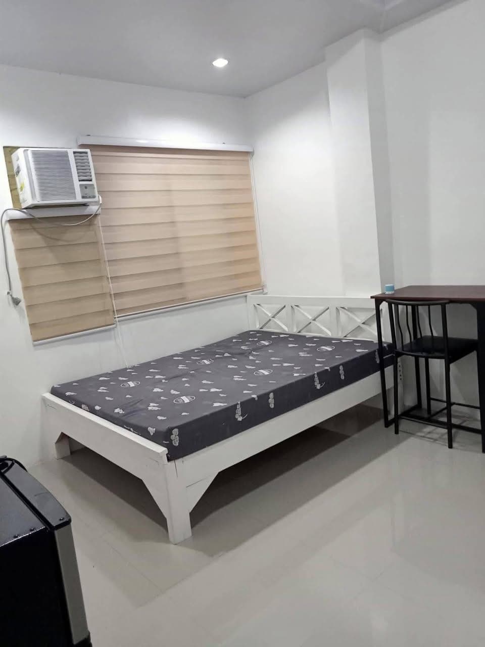 PAD FOR RENT - photo 1