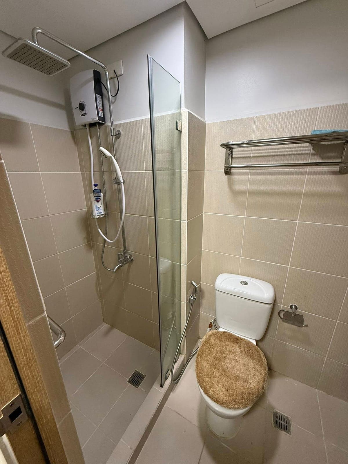 For Lease - Grass Residences Tower 4 - photo 3