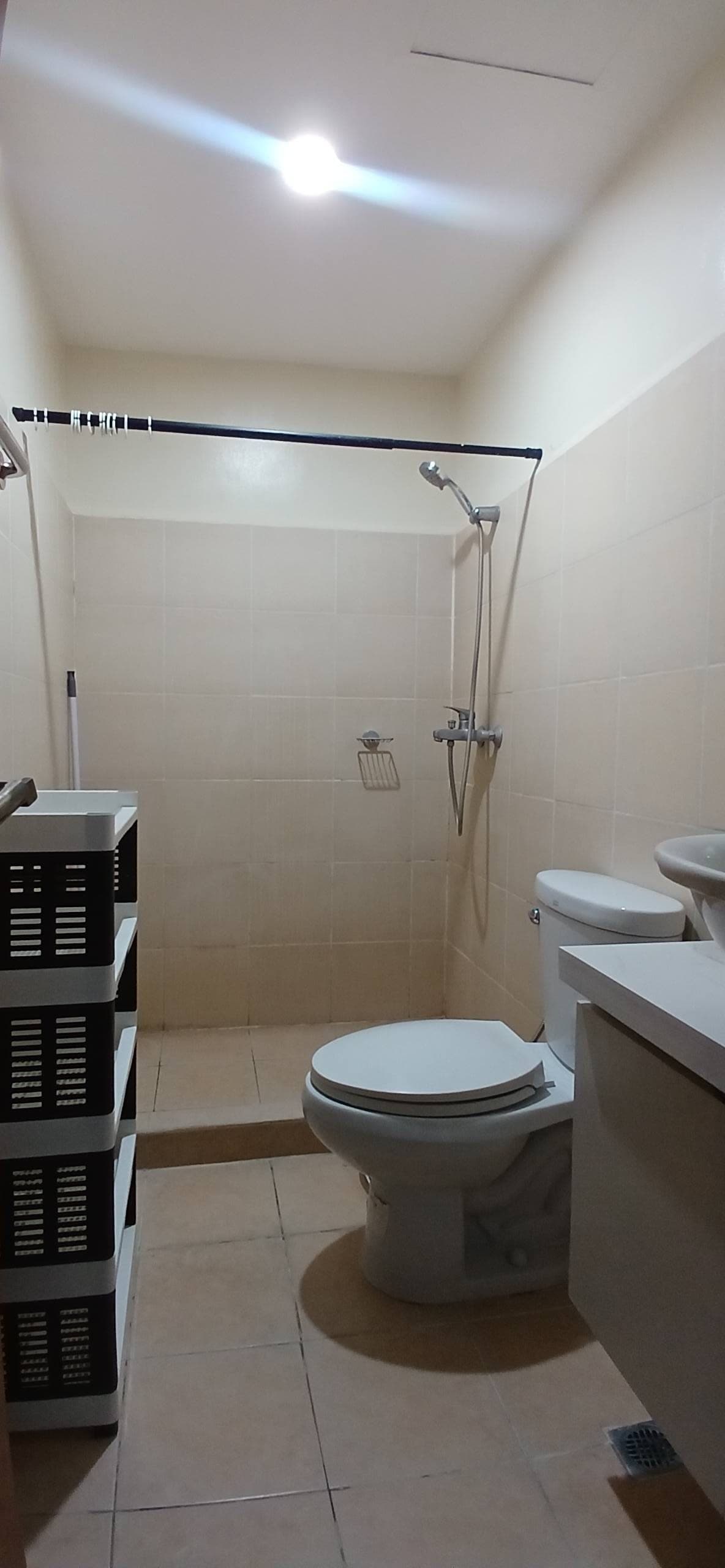 FOR LEASE: 1-Bedroom Unit, Eastwood Parkview 1, Eastwood City, Quezon City - photo 8