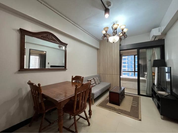 2BR for Lease in Forbeswood Heights BGC - photo 1