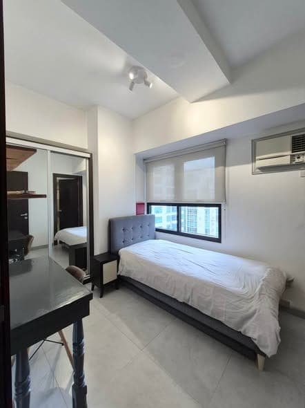 2BR for Lease in The Fort Residences BGC - photo 3