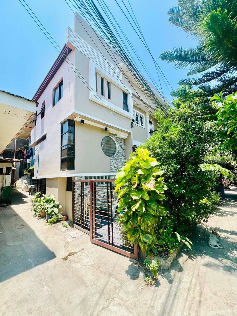 1 bedroom  available near 2nd bridge atbang bellavista hotel, kilid Seven KtV Pusok Lapu Lapu city - photo 1