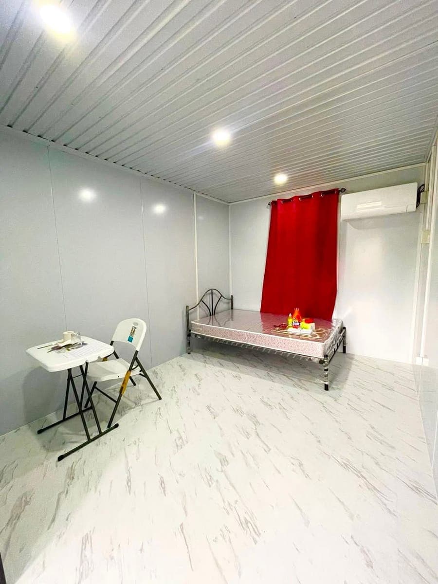 Available unit - photo 3