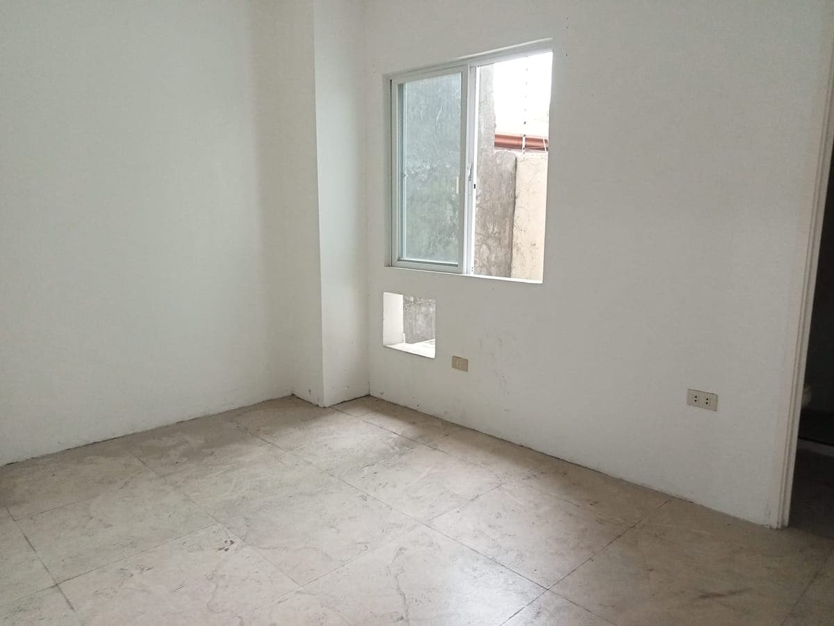 House Apartment Condo unit for Rent in Scout Area with Parking - photo 10