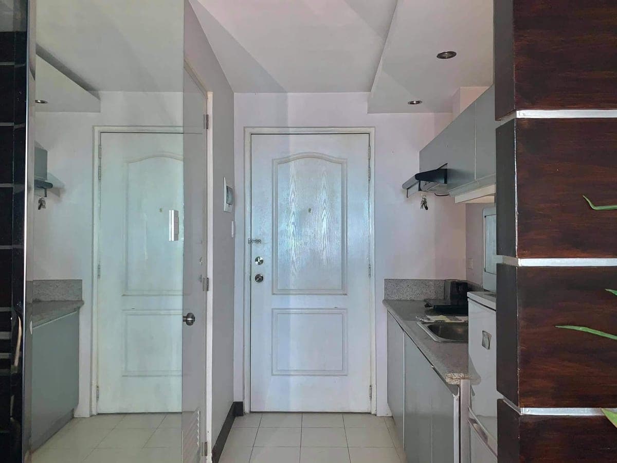 ‼️GRAND TOWERS MANILA CONDO FOR RENT‼️ - photo 6